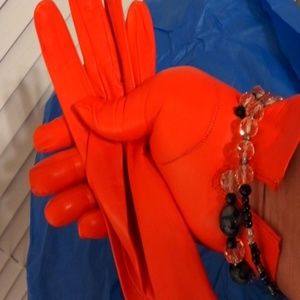 Ladies genuine leather gloves